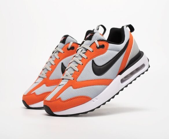 Nike Air Max Dawn QH3