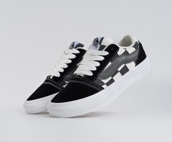 VANS Knu Skool черно-белые 44393