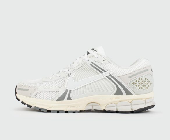 Nike Zoom Vomero 5 White Cream Nike Zoom Vomero 5 White Cream