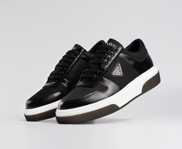 Prada Черные 45421 Prada Черные 45421