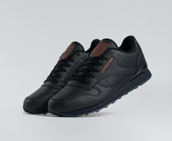 Reebok Classic Черные 44843 Reebok Classic Черные 44843