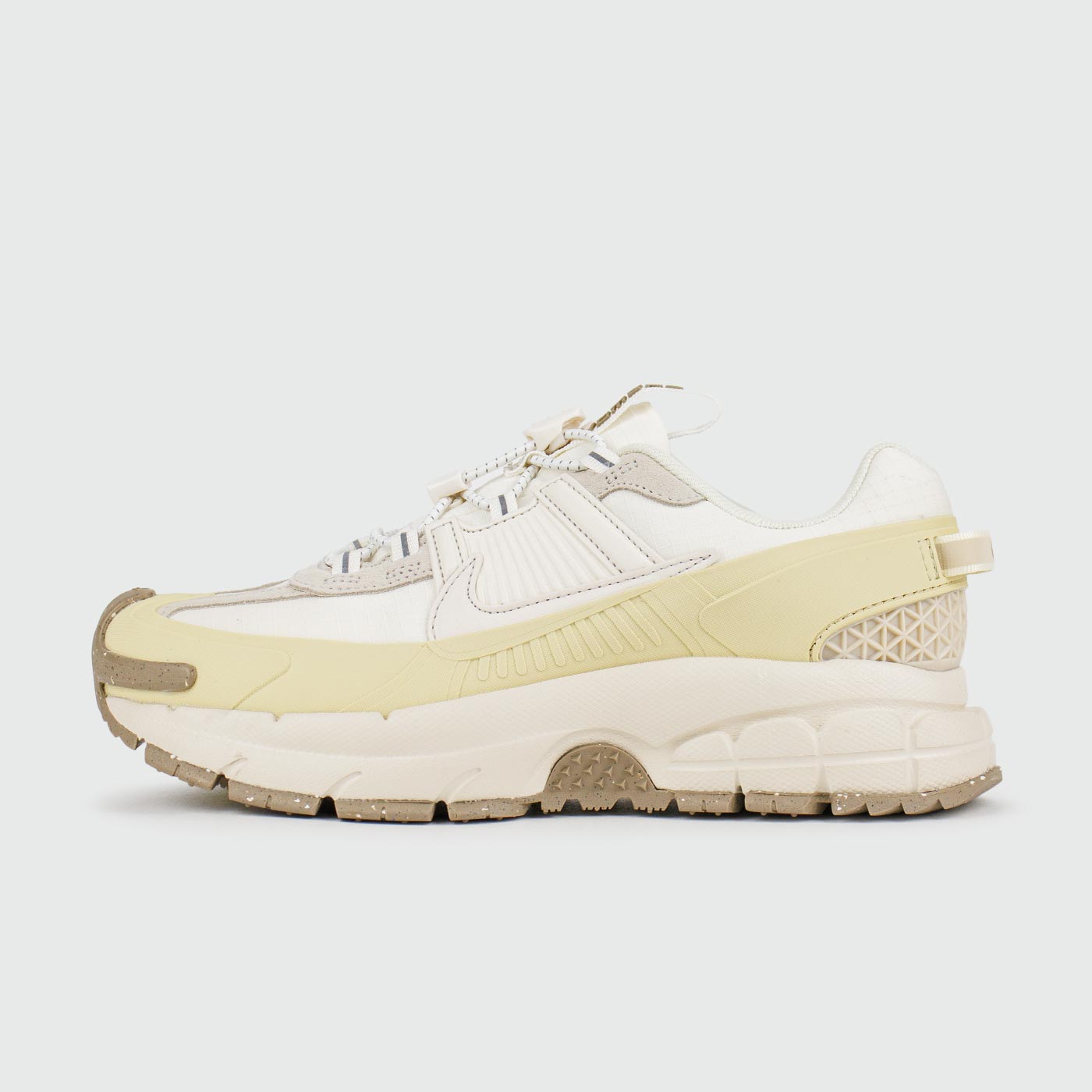 Nike Zoom Vomero 5 Roam Beige Nike Zoom Vomero 5 Roam Beige